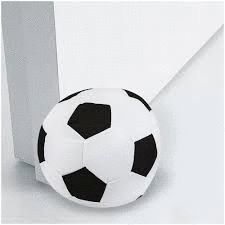 PELOTA DE FUTBOL SUJETAPUERTAS 22CM