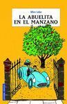 ABUELITA EN EL MANZANO