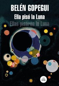 ELLA PISA LA LUNA